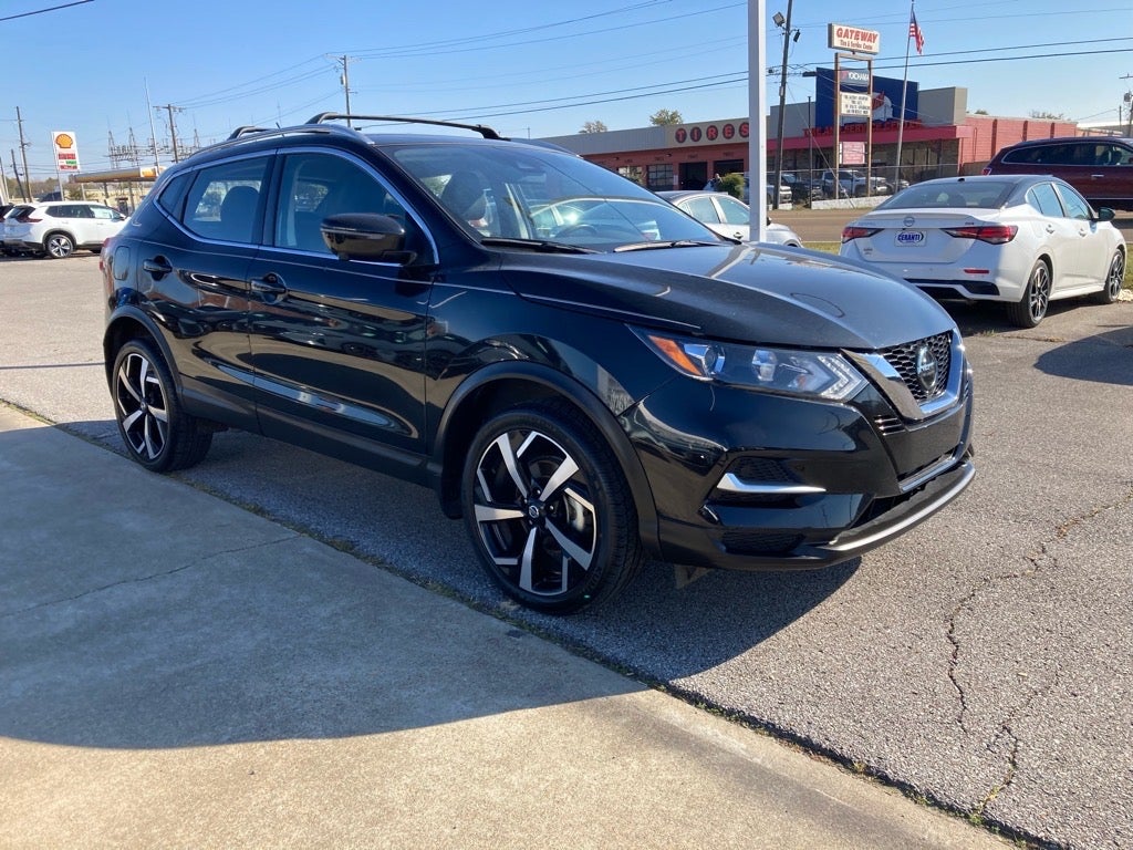 2022 Nissan Rogue Sport SL