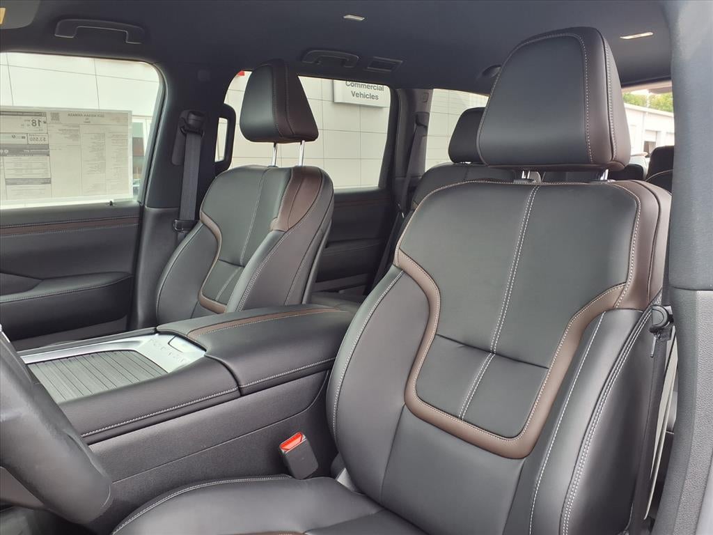 2025 Nissan Armada SL