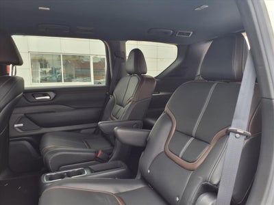 2025 Nissan Armada SL