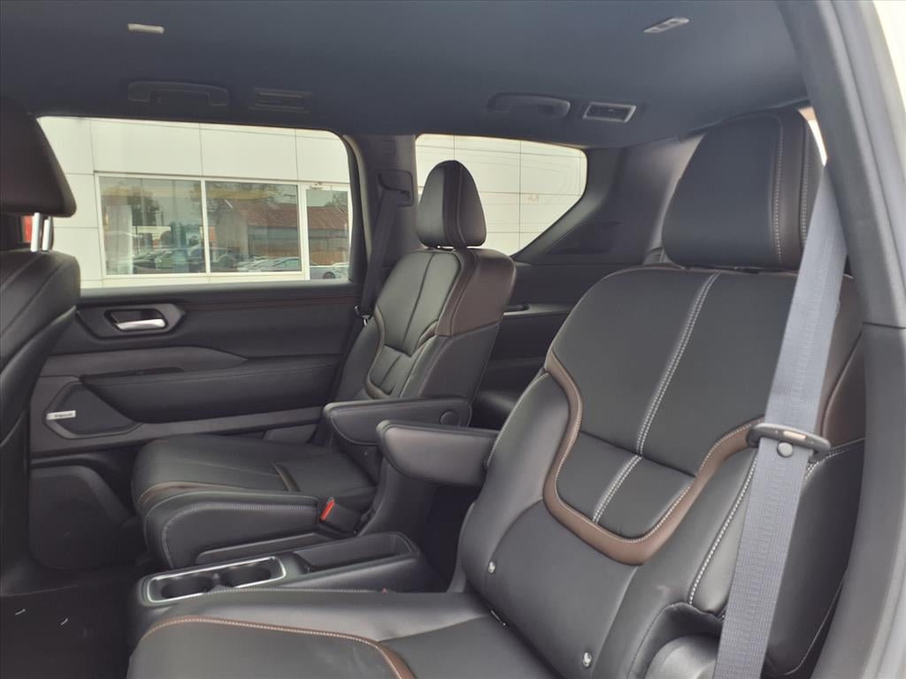 2025 Nissan Armada SL