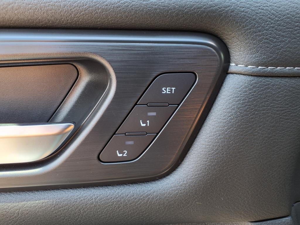 2025 Nissan Armada Platinum Reserve