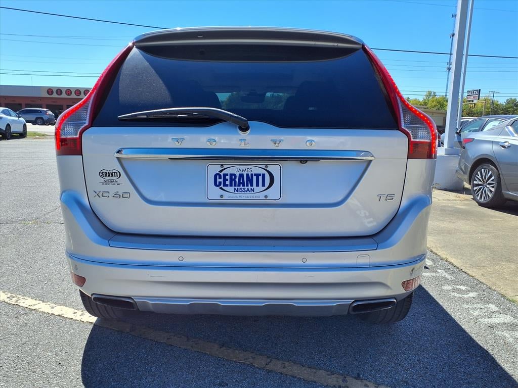 2015 Volvo XC60 T5 DRIVE-E PREMIE